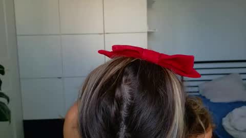 Snapshot of mmminnie chatting on 11-13-25, 10:47 mmminnie online show from 11-13-25, 10:47