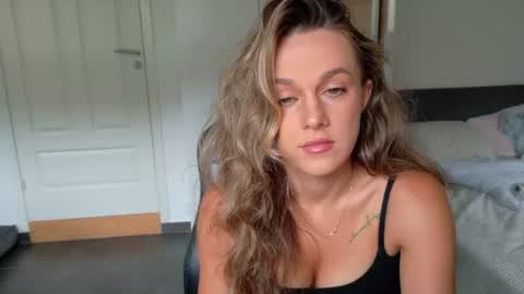 mmminnie online show from 07-02-26, 10:32