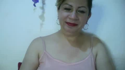 Snapshot of mmsexymm84 chatting on 02-25-25, 02:11 mmsexymm84 online show from 02-25-25, 02:11