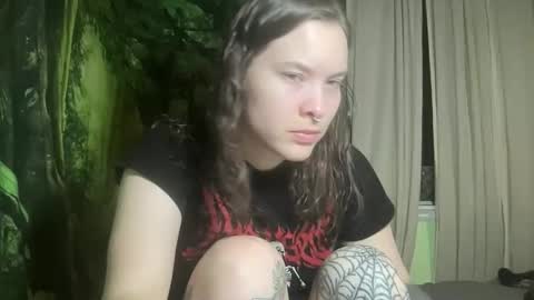 Snapshot of mo0n_goddess chatting on 02-01-26, 04:33 Misty online show from 02-01-26, 04:33