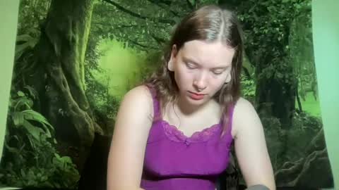 Snapshot of mo0n_goddess chatting on 07-07-26, 02:58 Misty online show from 07-07-26, 02:58