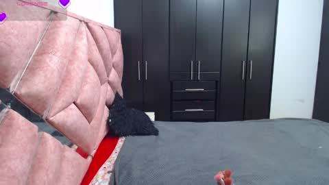 Catalina online show from 04-03-26, 04:21