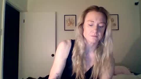 Snapshot of mockingbirds91 chatting on 04-03-26, 03:15 mockingbirds91 online show from 04-03-26, 03:15