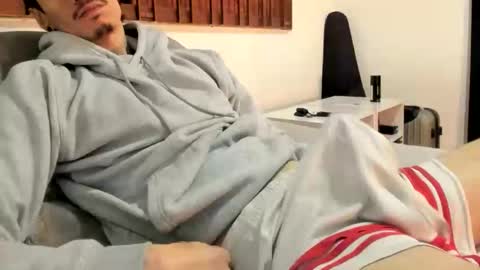 DigBreed online show from 06-11-26, 02:00