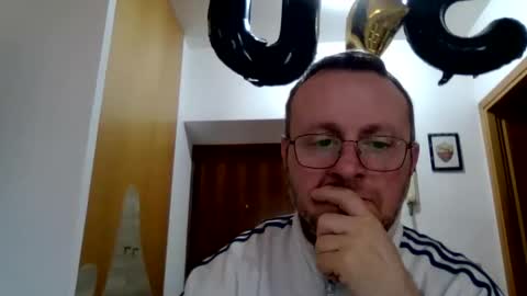 Snapshot of modesto1969 chatting on 02-10-26, 09:46 modesto1969 online show from 02-10-26, 09:46