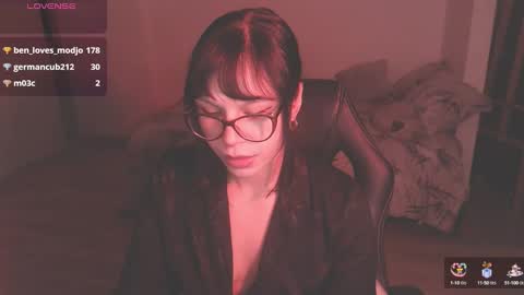 Snapshot of modjo_ chatting on 01-05-25, 08:00 Modjo online show from 01-05-25, 08:00