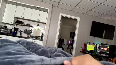 Snapshot of moethecheater7 chatting on 09-27-25, 08:03 moethecheater7 online show from 09-27-25, 08:03