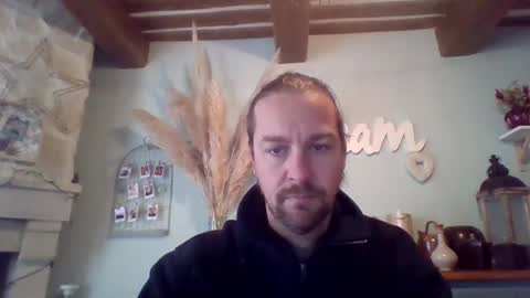 Julien online show from 02-10-25, 12:29