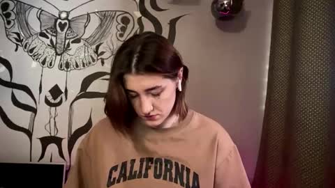 My name is Eda online show from 01-16-26, 07:23