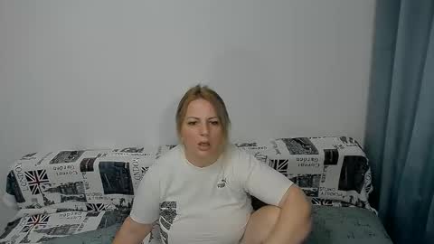 erika online show from 10-12-25, 07:40