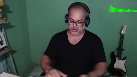 Snapshot of mokkaccmm chatting on 12-29-24, 11:18 Mokkaf online show from 12-29-24, 11:18