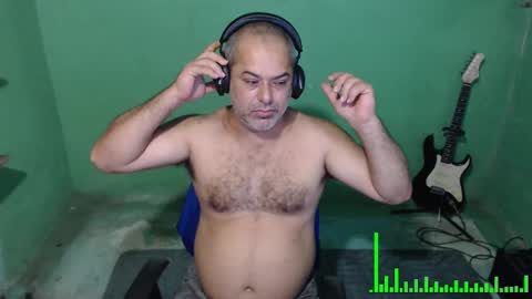 Snapshot of mokkaccmm chatting on 02-14-25, 10:38 Mokkaf online show from 02-14-25, 10:38