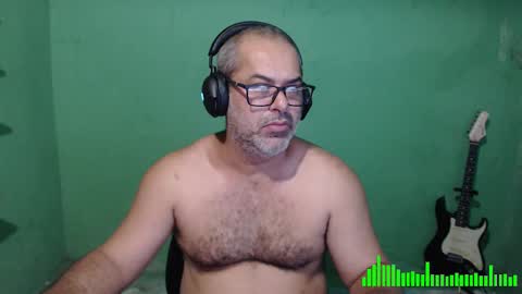 Snapshot of mokkaccmm chatting on 02-18-25, 01:32 Mokkaf online show from 02-18-25, 01:32