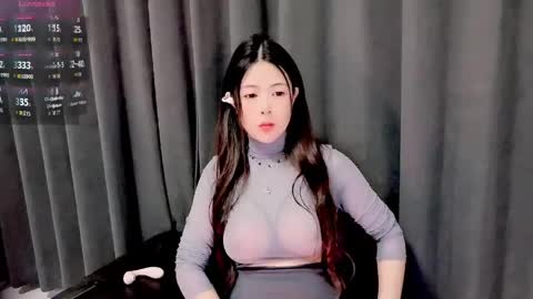 Snapshot of moli666 chatting on 06-02-26, 12:56 Alice online show from 06-02-26, 12:56