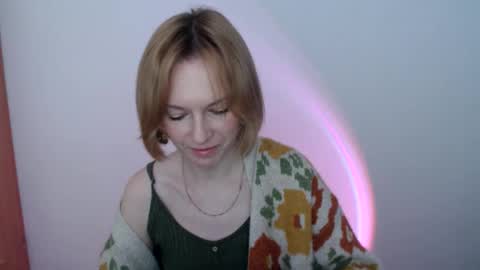 mollilove online show from 05-18-26, 07:25