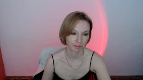 mollilove online show from 06-15-26, 09:22
