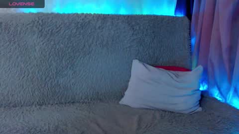 Snapshot of molly1sex chatting on 01-18-25, 09:13 Molly1sex online show from 01-18-25, 09:13