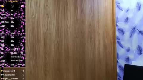 Molly online show from 12-03-25, 11:36