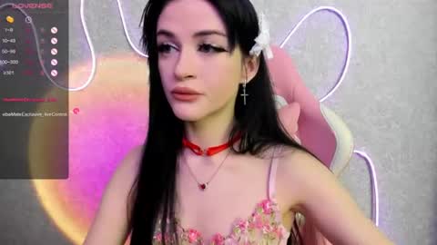Snapshot of molly_crystall chatting on 06-14-26, 04:14 Molly - online show from 06-14-26, 04:14