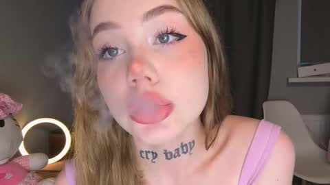 Molly dose online show from 09-20-25, 03:24