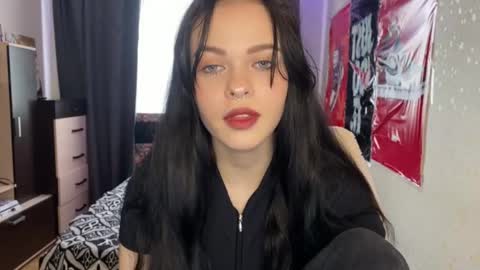 molly_kinkli online show from 04-19-26, 08:13