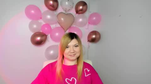 Molly online show from 02-14-25, 12:25