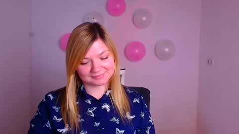 Molly online show from 02-17-25, 03:42