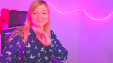 Molly online show from 03-05-25, 03:51