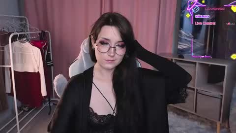 Molly online show from 09-10-25, 09:04