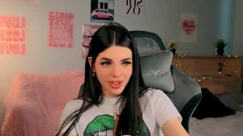 Snapshot of molly_rettyy chatting on 04-11-26, 07:45 Molly online show from 04-11-26, 07:45
