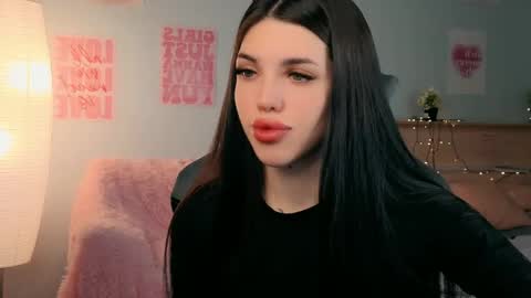 Snapshot of molly_rettyy chatting on 05-04-26, 04:19 Molly online show from 05-04-26, 04:19
