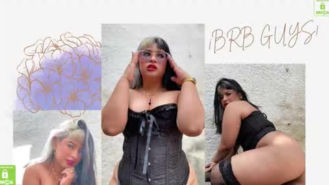 Snapshot of molly_shake chatting on 01-18-26, 07:01 Molly online show from 01-18-26, 07:01