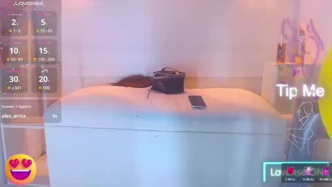 Snapshot of molly_spears chatting on 02-13-25, 01:08 Molly Spears online show from 02-13-25, 01:08