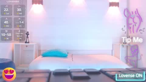 Snapshot of molly_spears chatting on 02-21-25, 12:06 Molly Spears online show from 02-21-25, 12:06