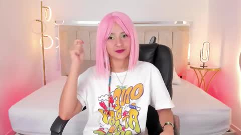 Snapshot of molly_sweetlove chatting on 09-24-25, 07:28 molly_sweetlove online show from 09-24-25, 07:28