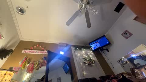 Snapshot of molly_theslut chatting on 11-22-25, 12:48 molly_theslut online show from 11-22-25, 12:48