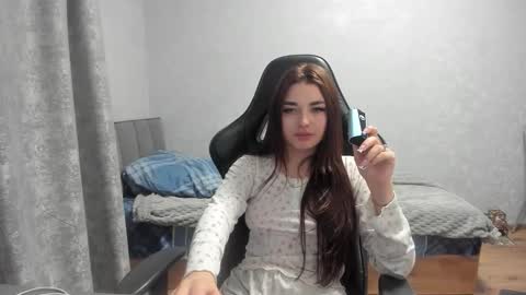 Molly online show from 03-01-26, 12:56