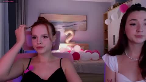 Snapshot of mollybossy chatting on 05-15-26, 11:23 Molly online show from 05-15-26, 11:23