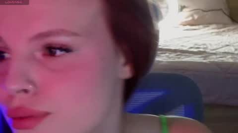 Snapshot of mollybossy chatting on 05-17-26, 07:06 Molly online show from 05-17-26, 07:06