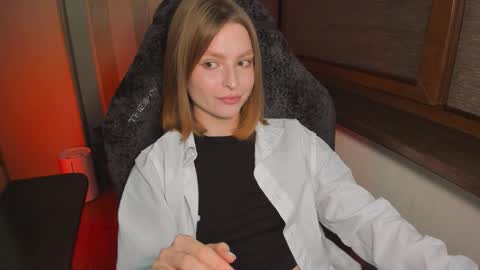 Taisha online show from 11-07-25, 05:13