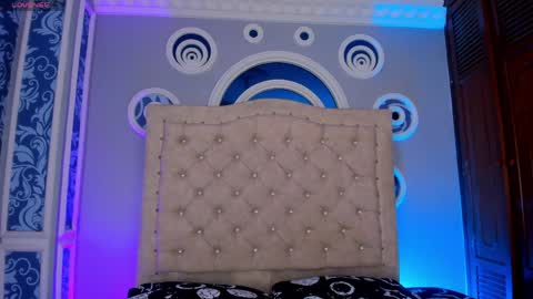 MollyDoll online show from 04-17-26, 11:24