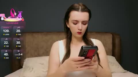 Snapshot of mollygreens chatting on 05-18-26, 08:14 Molly online show from 05-18-26, 08:14
