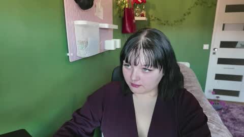 Molly online show from 03-11-26, 09:37