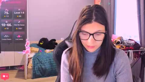  KIRA  online show from 02-04-26, 02:39