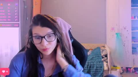  KIRA  online show from 03-27-26, 03:45