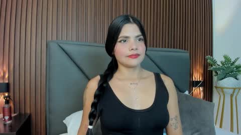 mollylove_ online show from 02-19-26, 07:43