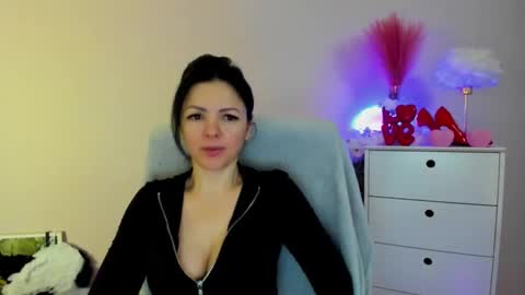 Molly online show from 03-25-26, 07:47