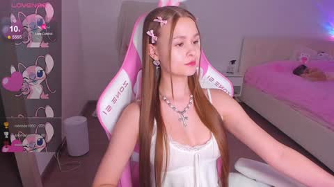 Snapshot of mollymurrrr chatting on 01-04-25, 08:48 Molly online show from 01-04-25, 08:48