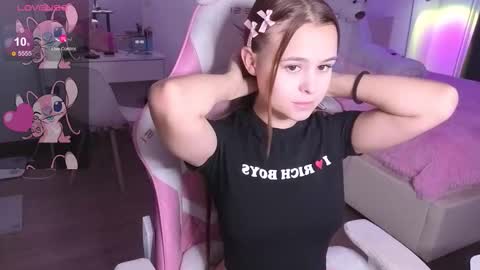 Snapshot of mollymurrrr chatting on 10-09-25, 03:59 Molly online show from 10-09-25, 03:59