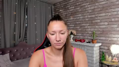 Snapshot of mollynay chatting on 07-18-26, 12:37 hi im Molly heregreat boobs big heart warm pussy online show from 07-18-26, 12:37